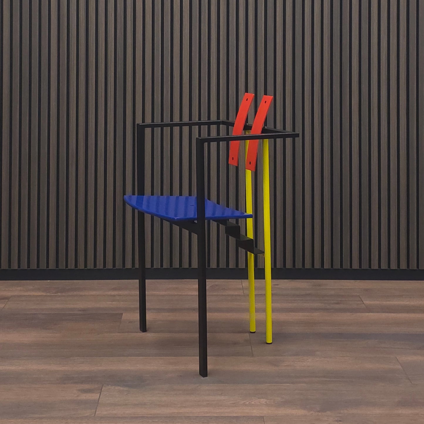 KFF | TRIX | Red & Blue Chair | Memphis Design Pop Art Stuhl | Bauhaus Stil