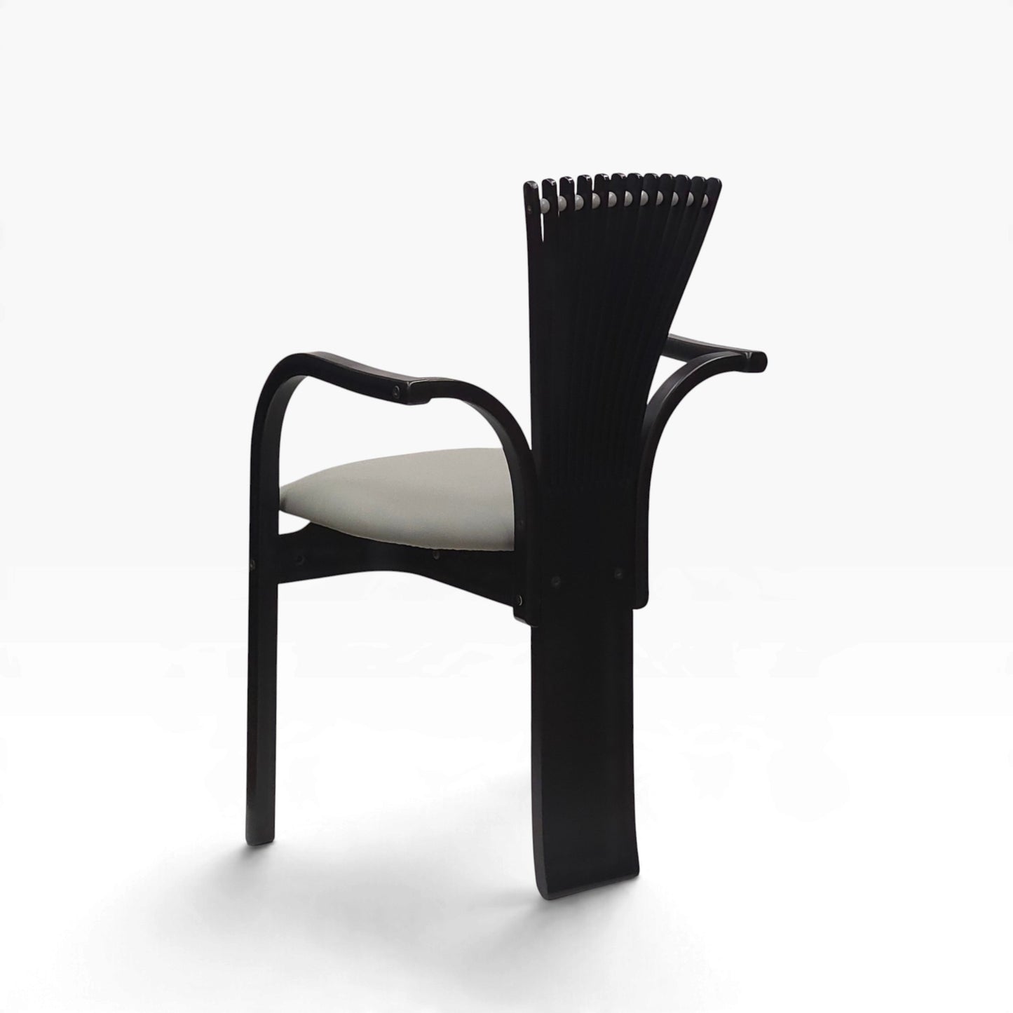 Westnofa | Totem | Torstein Nilsen | Memphis Design Stuhl mit Armlehnen | 80er