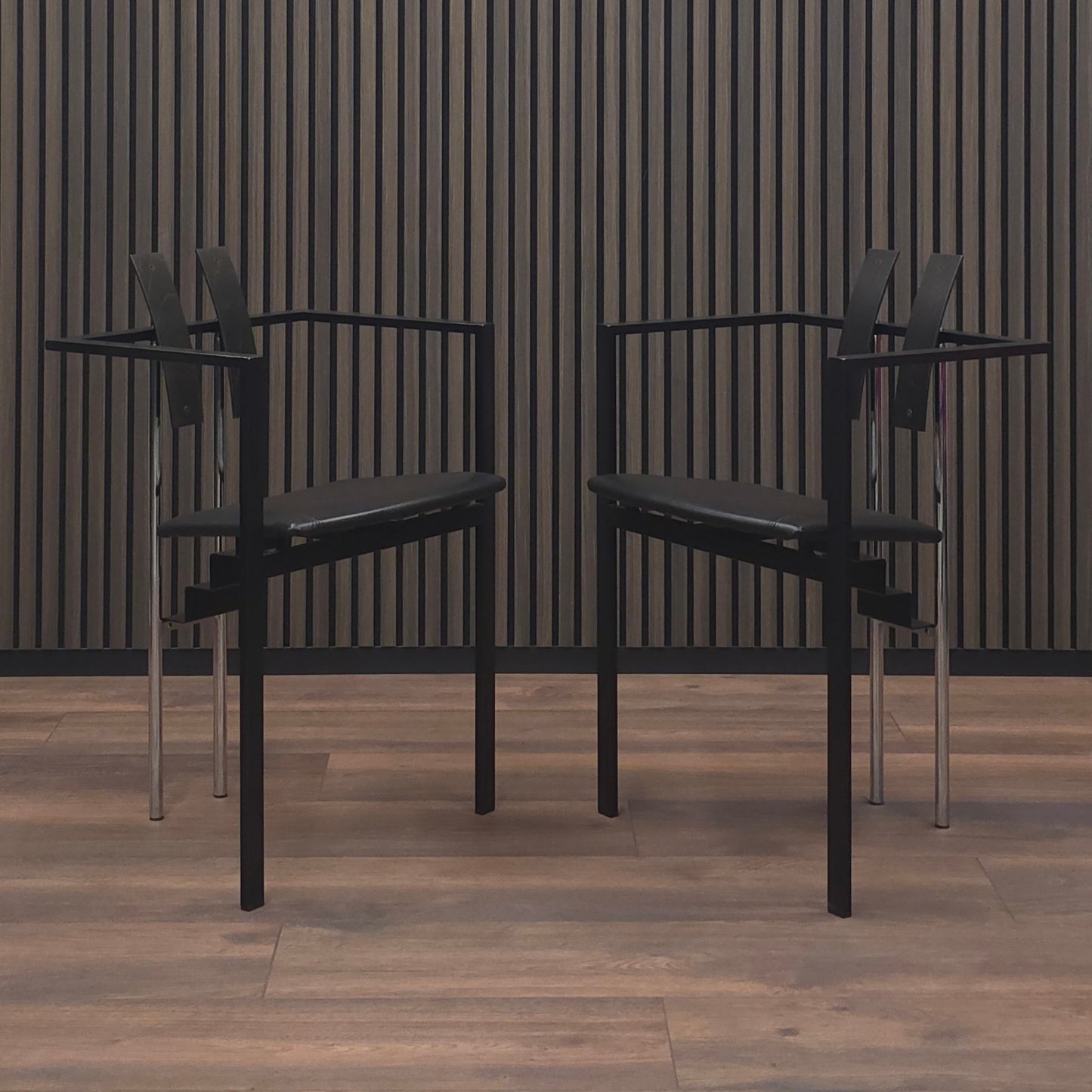 KFF | TRIX | 2 von 2 | Leder Sitz | Memphis Design Pop Art Stuhl | Bauhaus Stil (Kopie)