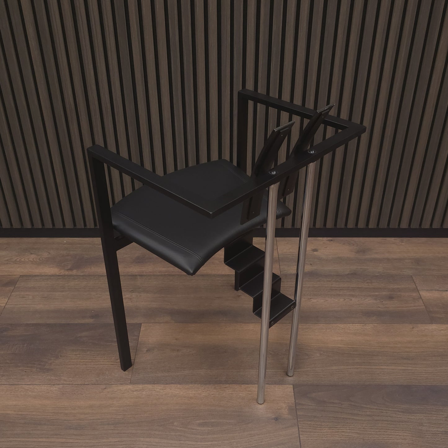 KFF | TRIX | 1 von 2 | Leder Sitz | Memphis Design Pop Art Stuhl | Bauhaus Stil